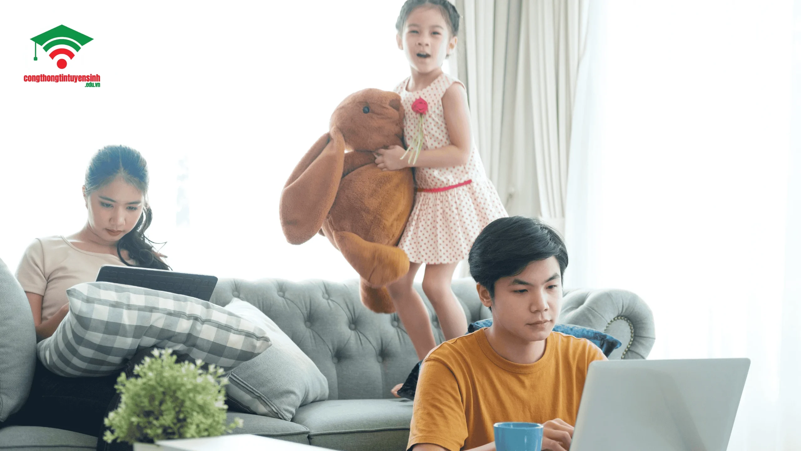 Vậy hệ vừa học vừa làm có dễ xin việc không