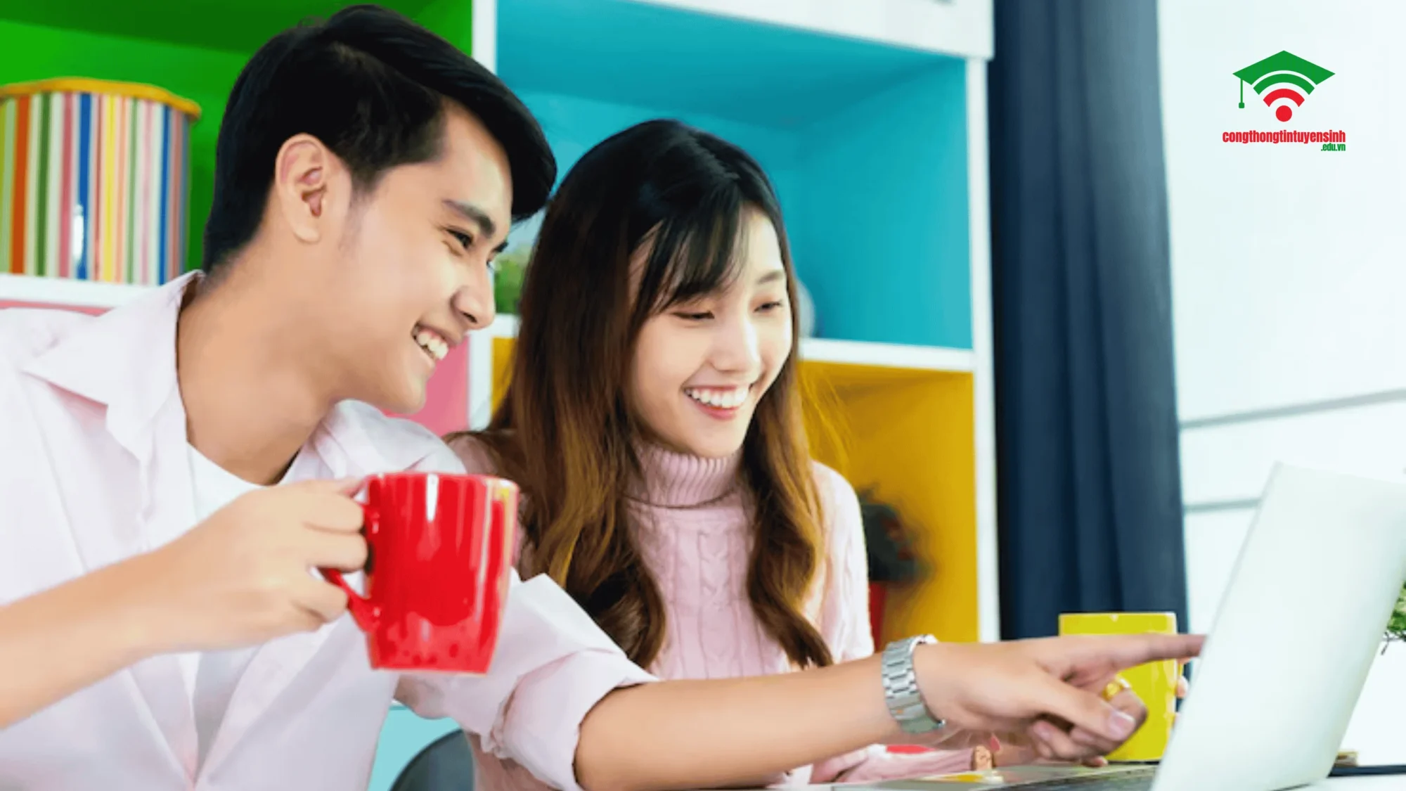 Hệ vừa học vừa làm là gì Hệ vừa học vừa làm có được học thạc sĩ không?