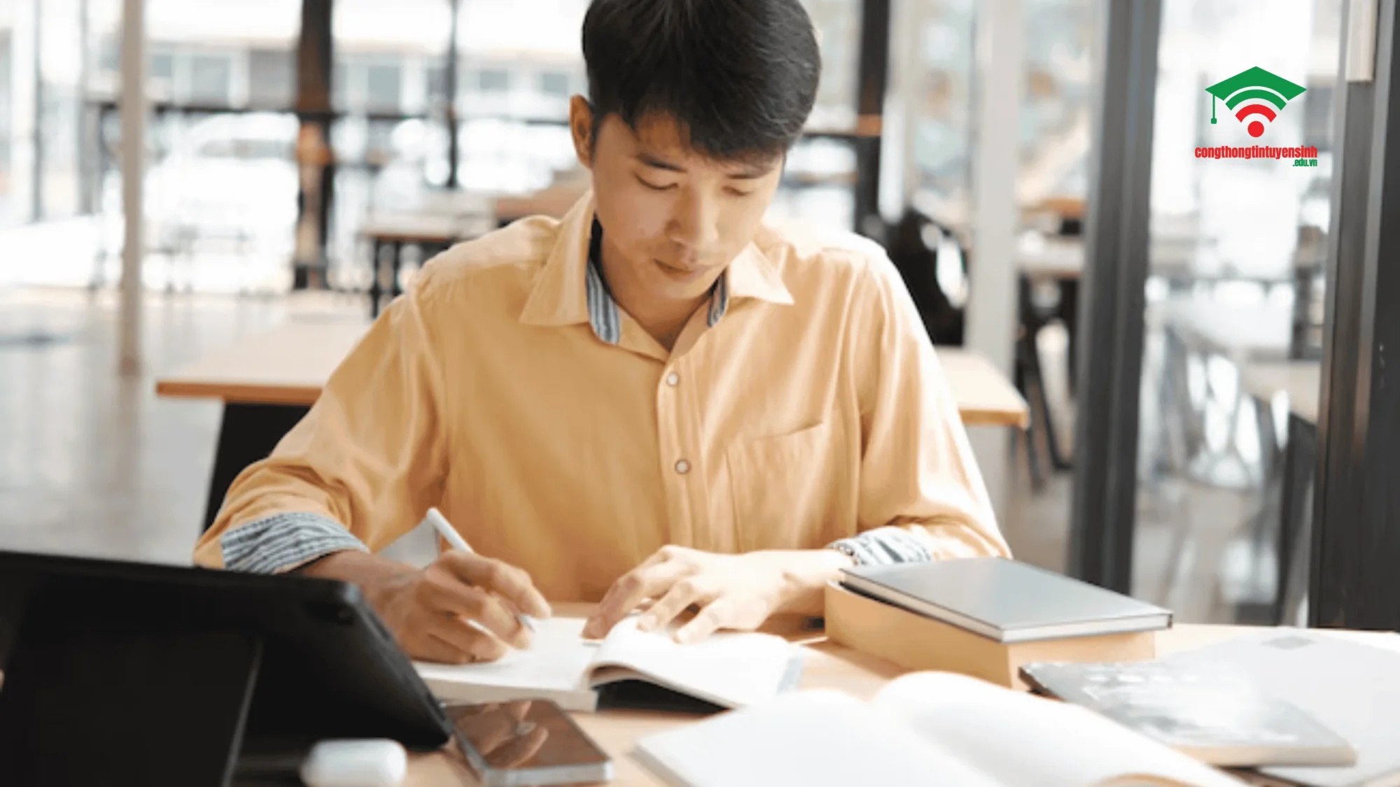 Học phí các trường đại học đào tạo từ xa