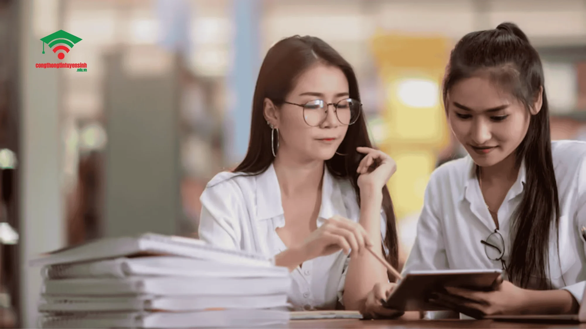Thắc mắc liên quan đến học phí ngành Luật