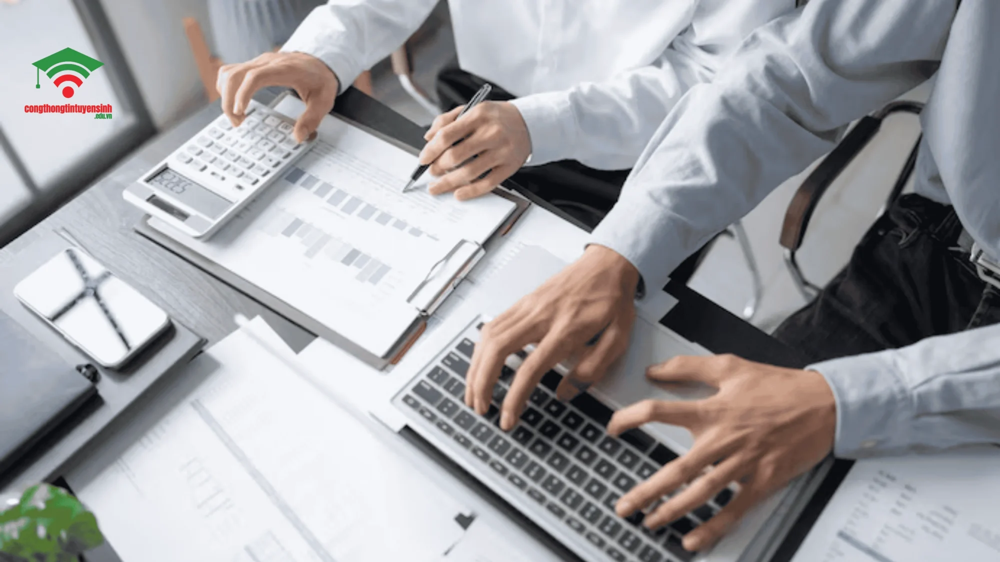 Thắc mắc liên quan đến mô tả công việc kế toán